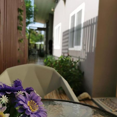 De​ Lanta Place Ko Lanta Exteriör bild