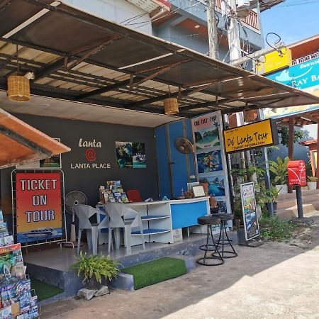De​ Lanta Place Ko Lanta Exteriör bild
