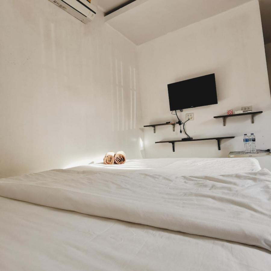 De​ Lanta Place Ko Lanta Exteriör bild