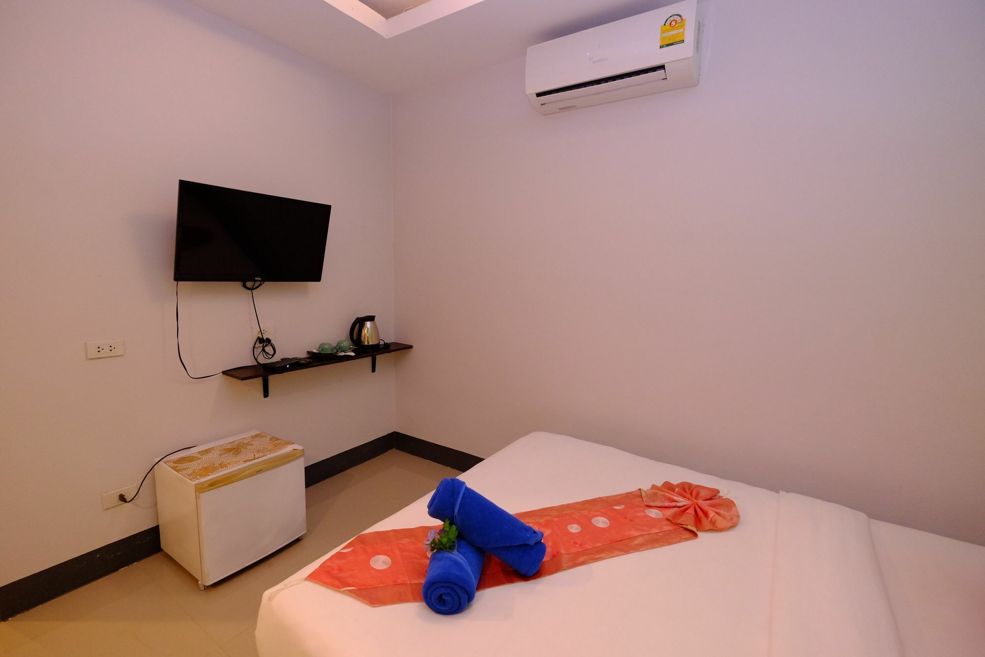 De​ Lanta Place Ko Lanta Exteriör bild